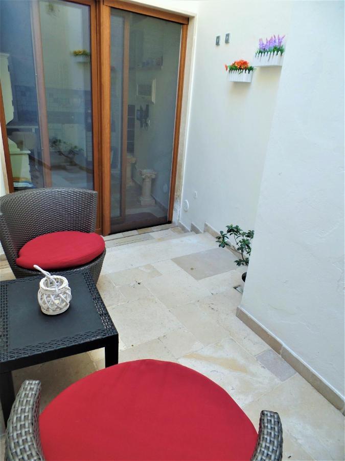 Regina Viarum Apartment, Historic City Centre Brindisi Exterior foto
